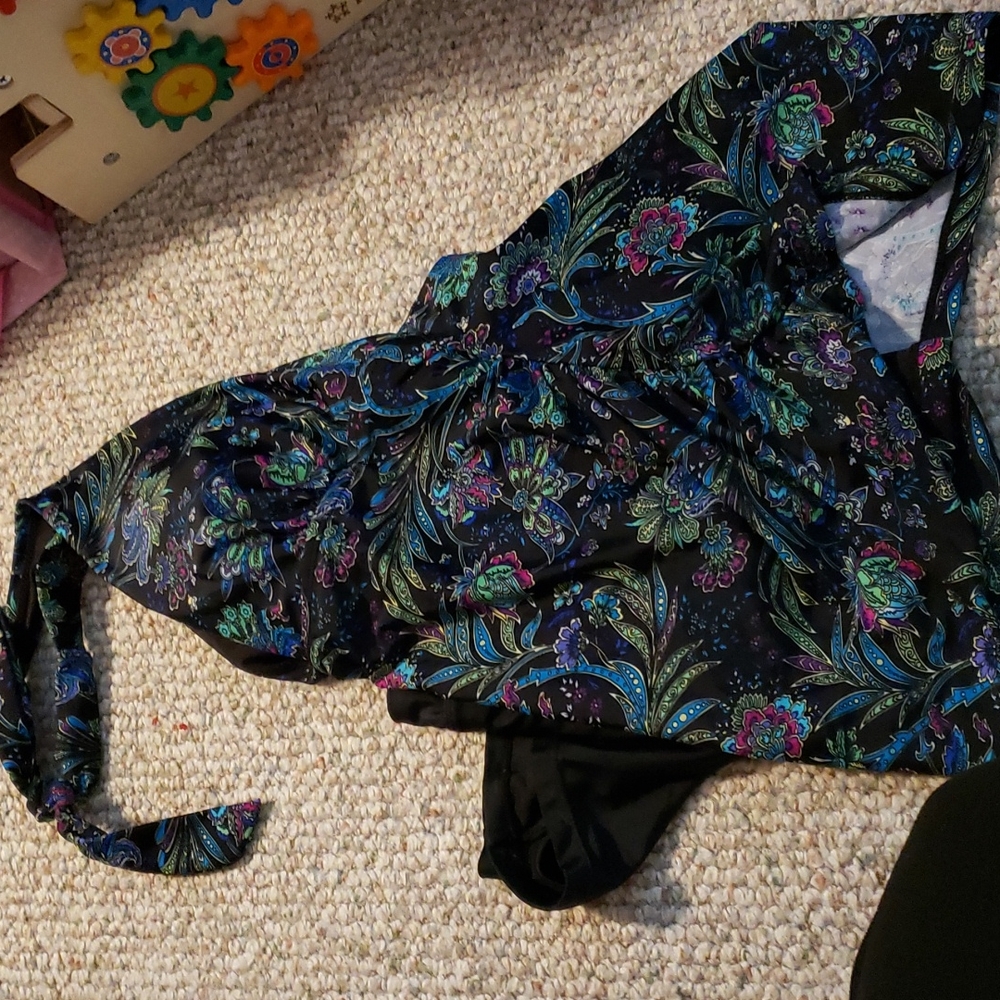 Bathing suit